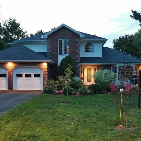 Apartamento Diana'S Beauty House Charlottetown Exterior foto